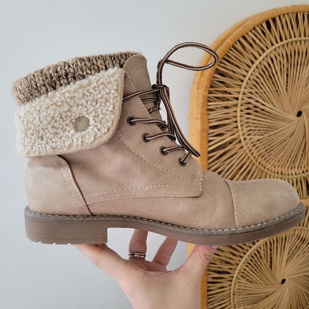 Cliffs White Mountain Ankle Boots Tan Sweater Cuff 9M - Picture 6 of 10